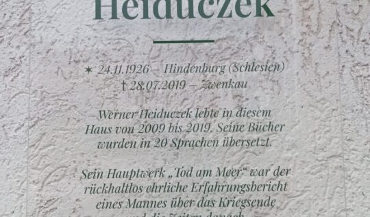 Enthüllung Gedenktafel für Schriftsteller Werner Heiduczek